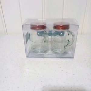 Olde thomson mason salt & pepper shakers